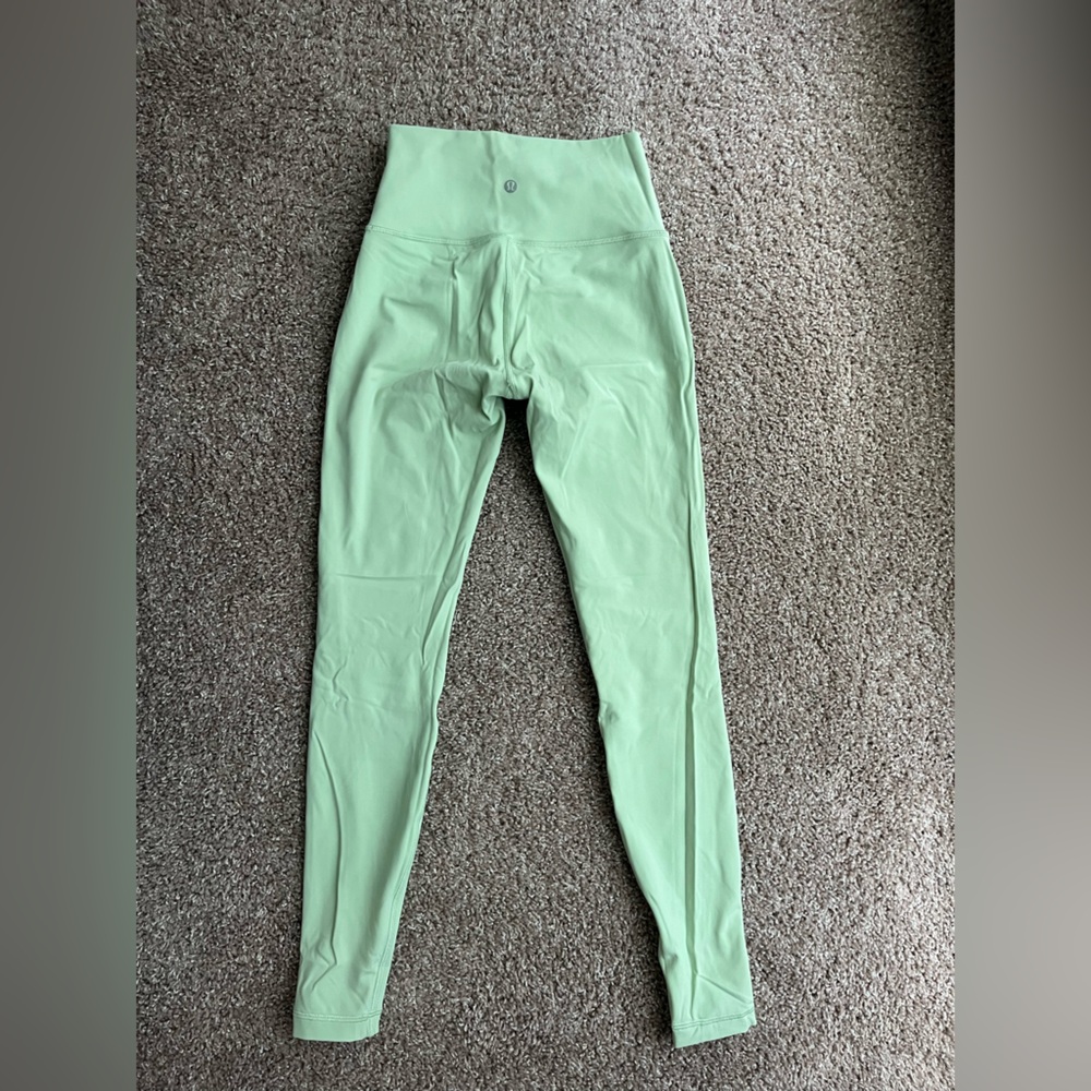 Lululemon Wunder Train Leggings - Picture 2 of 2